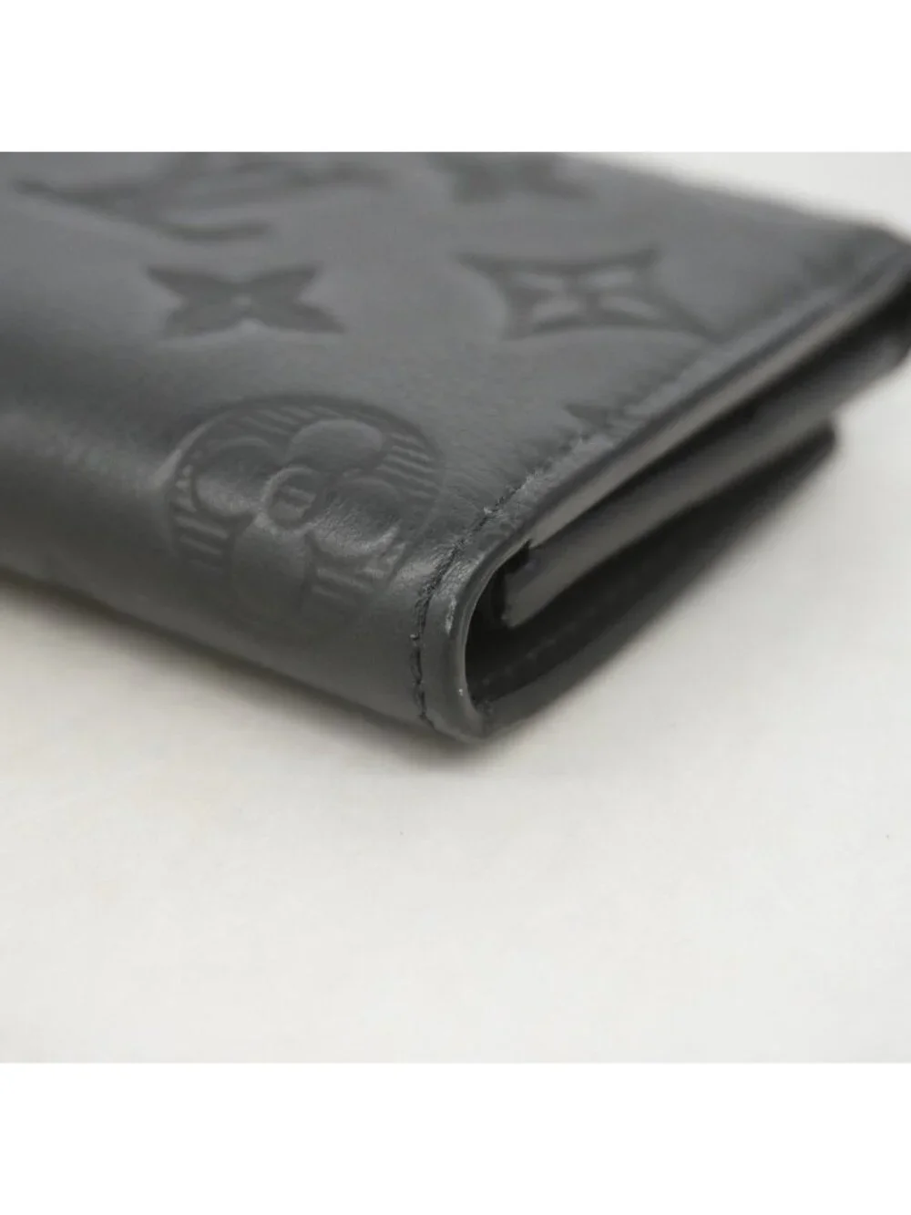 Louis Vuitton Trifold Wallet Monogram Shadow Victor Black